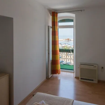 Apartments La Vitta - Ante I Matija Makarska Room photo